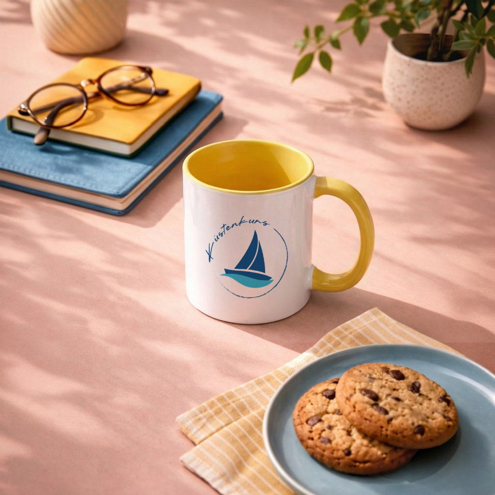 Küstenkurs - Tasse zweifarbig - Weiß/Gelb