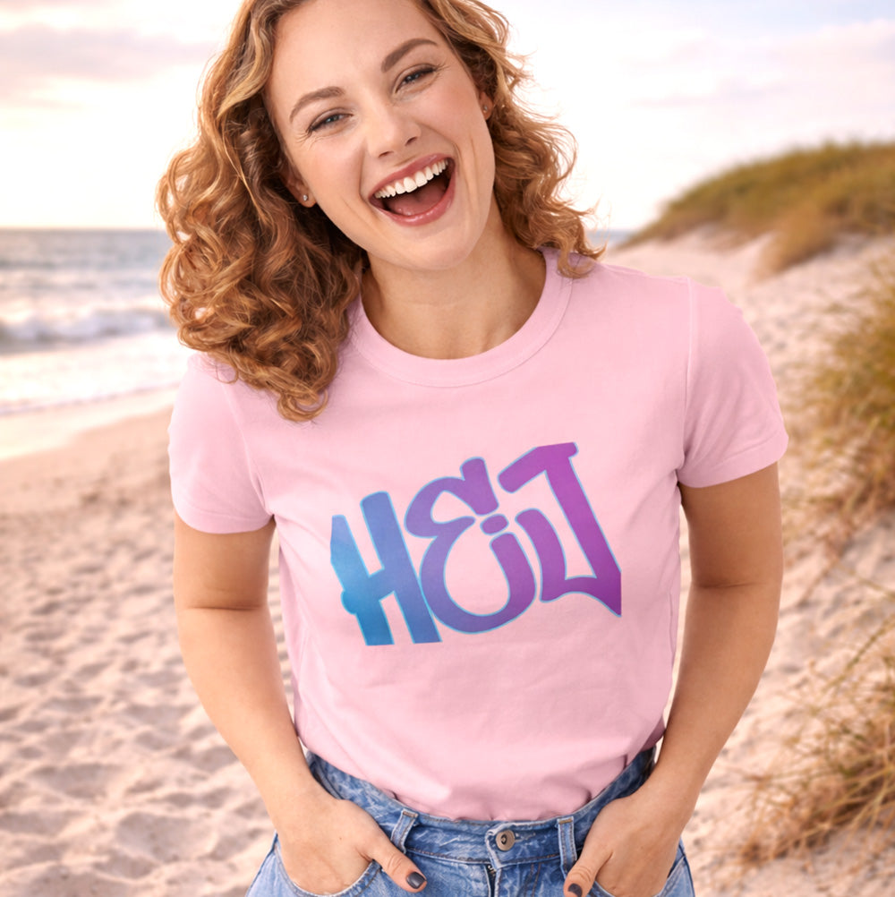 Damen T-Shirt "Hej" Frau am Strand